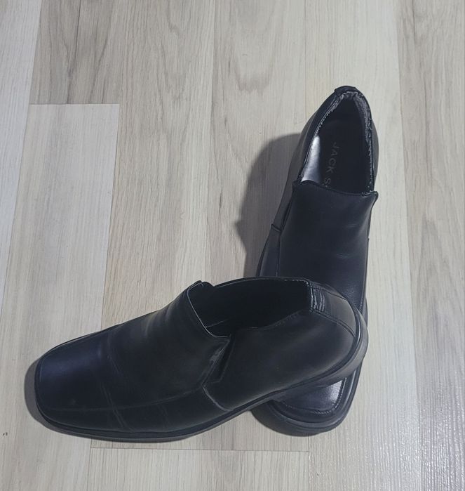 Продам мужские туфли