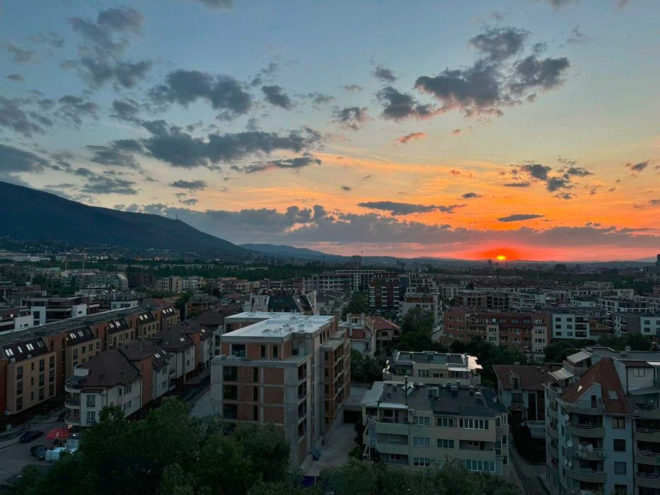 Продава се Тристаен апартамент в София, Малинова долина - 102 кв.м за 2304 €/кв.м - Снимка #8