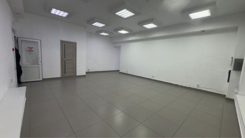 Сдам коммерческое помещение