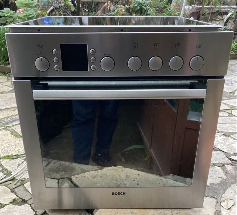 Plita cu cuptor ceramica incorporabil Bosch