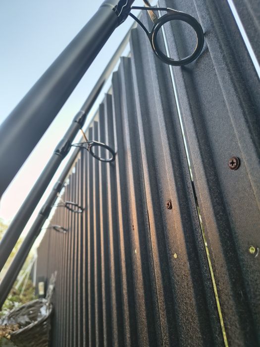 Set 4 Lansete CRAP EASTSHARK 3 segmente 3.90M 3.75LBS

PRET