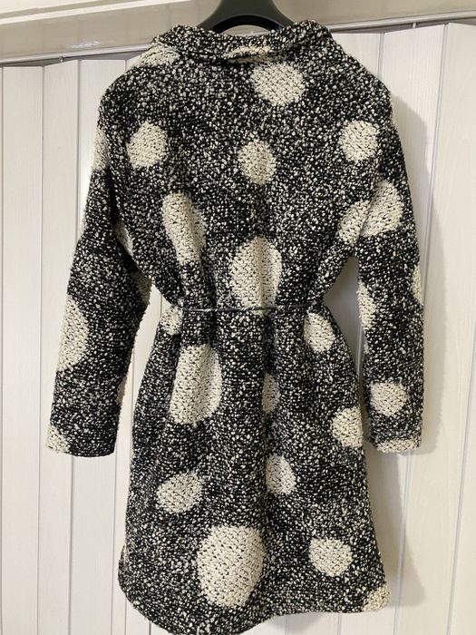 Дамско палто до коляното