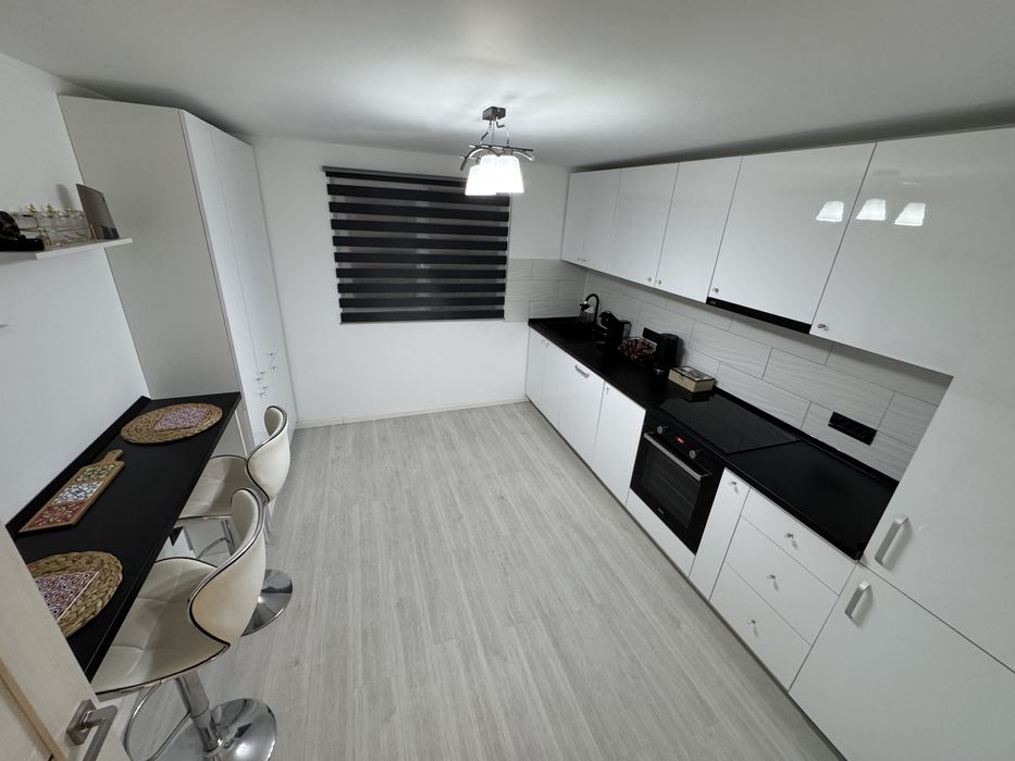 Casa premium 214 mp, garaj , teren 1000mp Cernica la 8min de Pallady