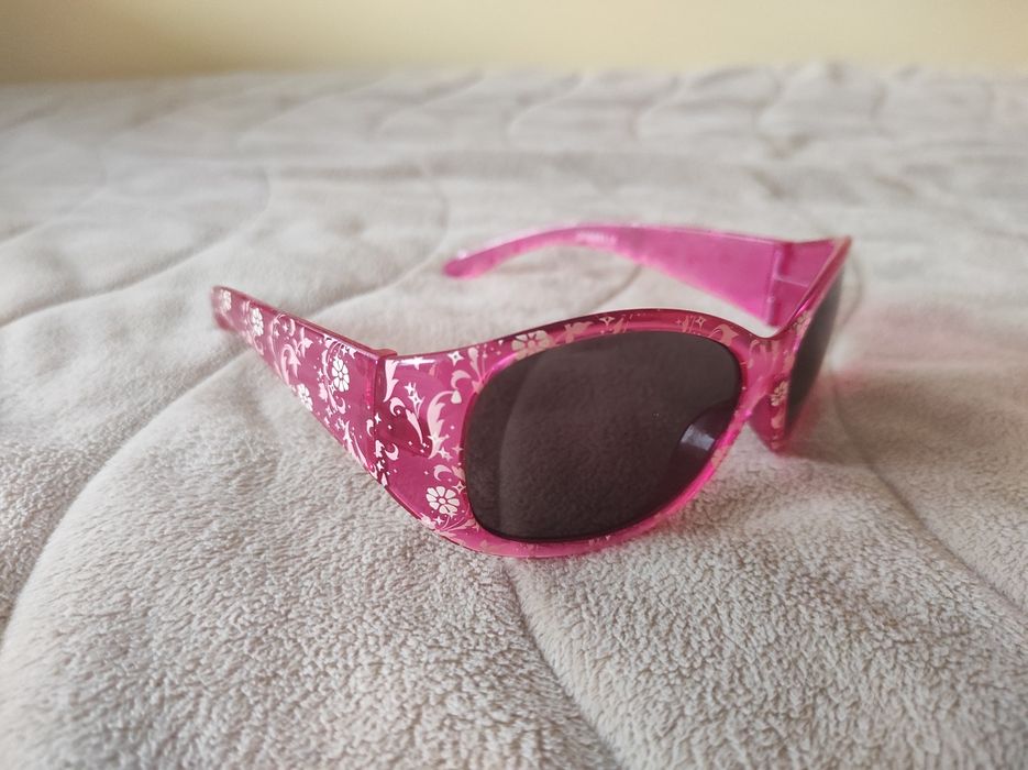 Слънчеви очила за момиче
