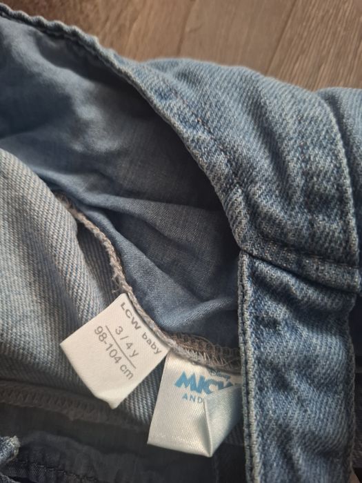 Рокля р-р 3-4 год.