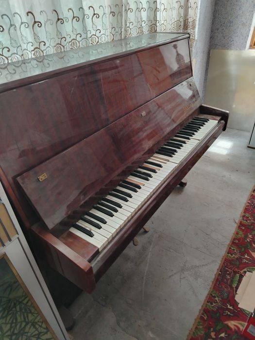 пианино продаётся