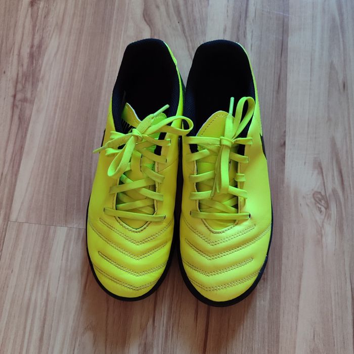 Футболни обувки Nike tempox