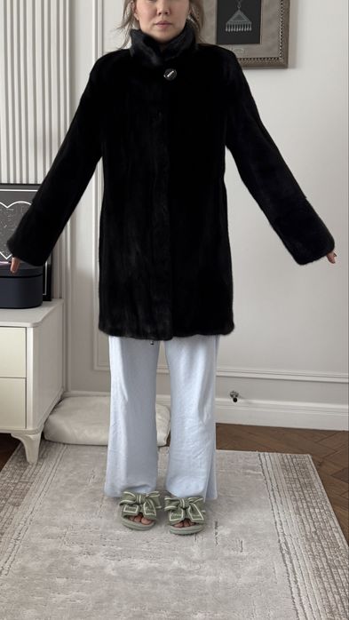 Шуба новая, отличное состояние!