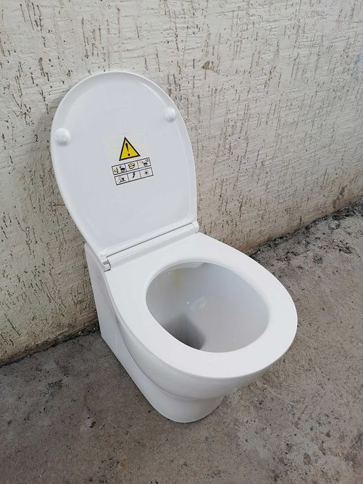 Продам недорого раковину