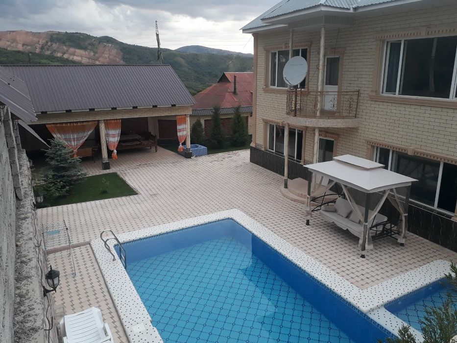 Дача в Чимгане для семенй