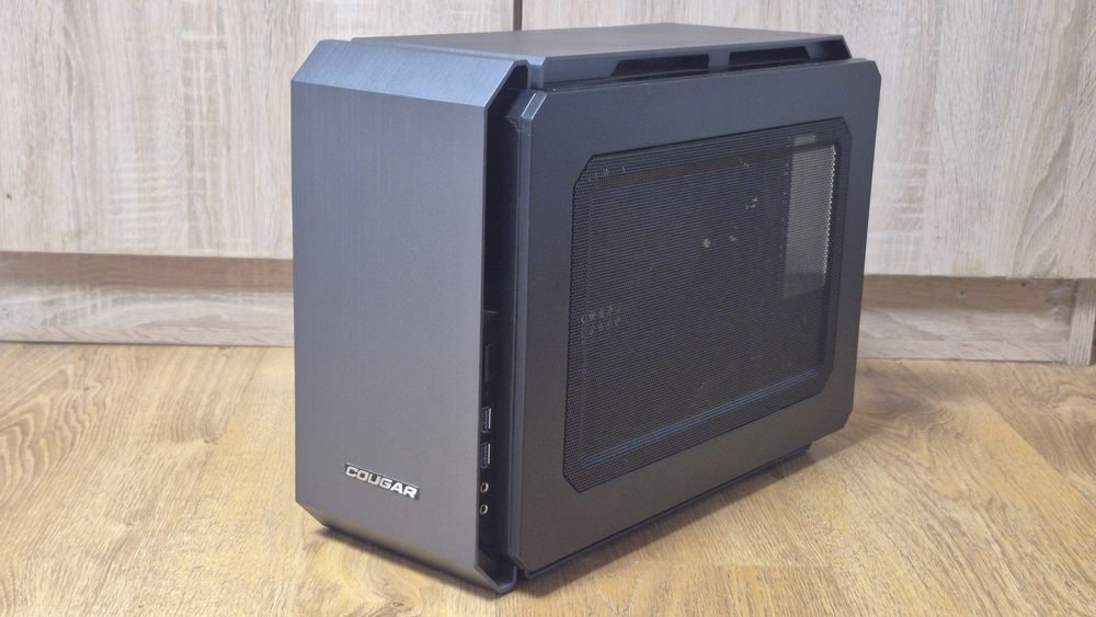 Компактна Компютърна Кутия Cougar QBX