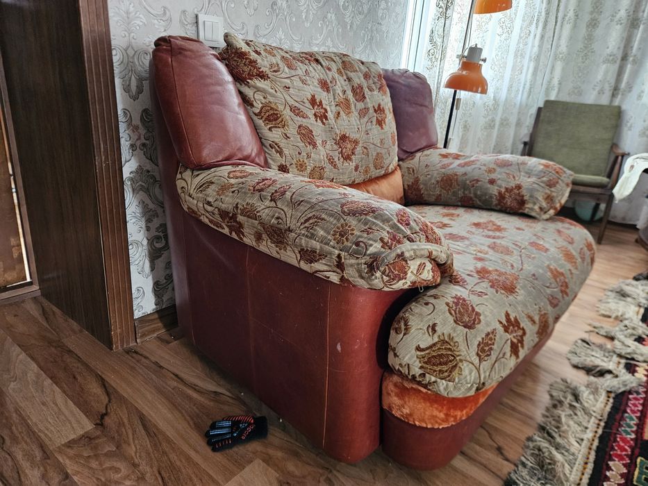 Диван и кресло Беларусь кожа, бархат