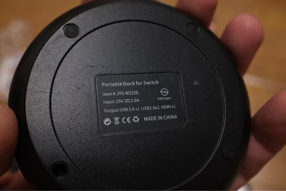 Продам конроллер Nintendo Switch + док-станция + карточки амибо