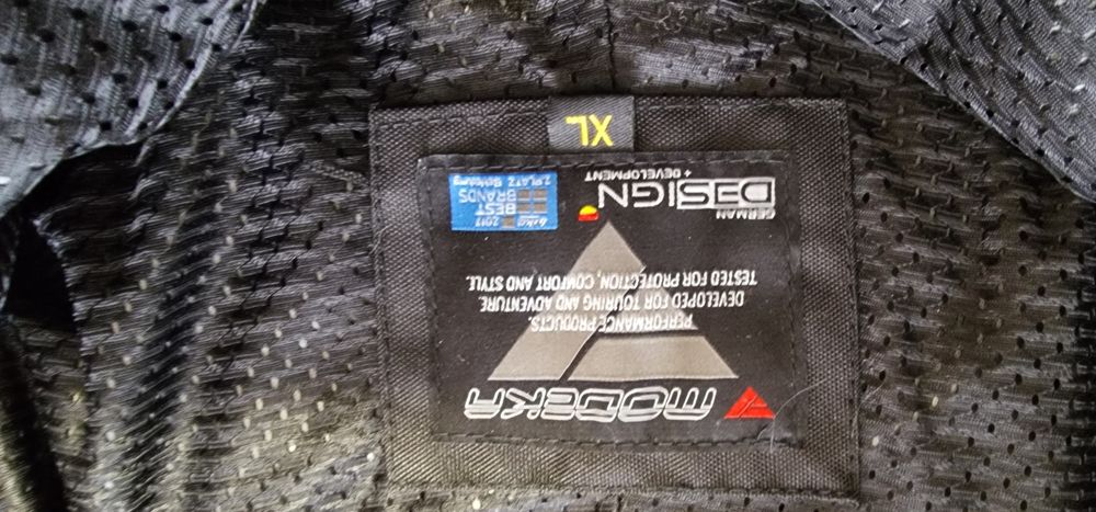 Мото панталон Модека, противо водма мембрана.