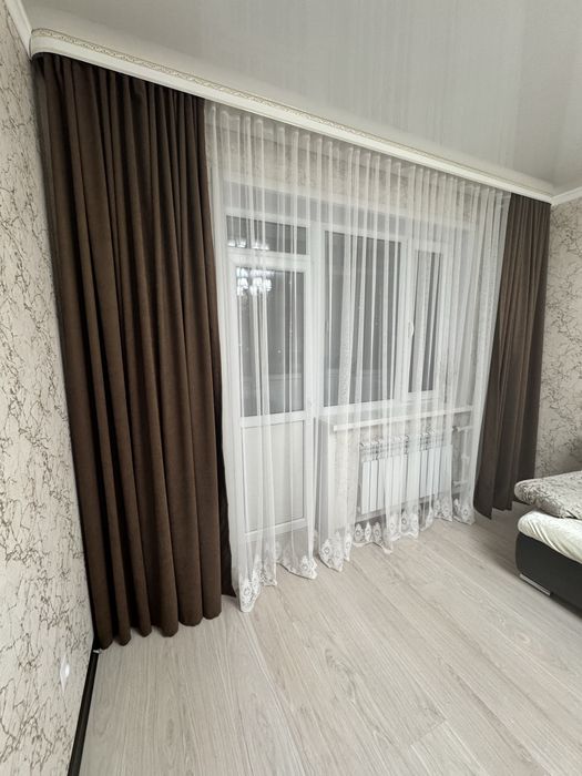 Срочно!!! Продам готовые шторы с тюлем!!!