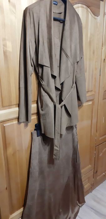 Костюм "OLTRE" Италия! Финно Кадифе тип Велур - БЛЕЙЗЕР и ПОЛА! НОВ!