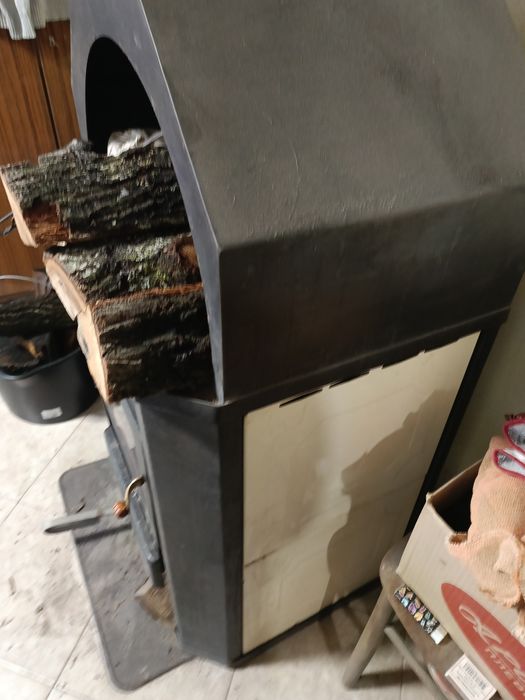 Продавам камина с водна риза Прити  17kw .