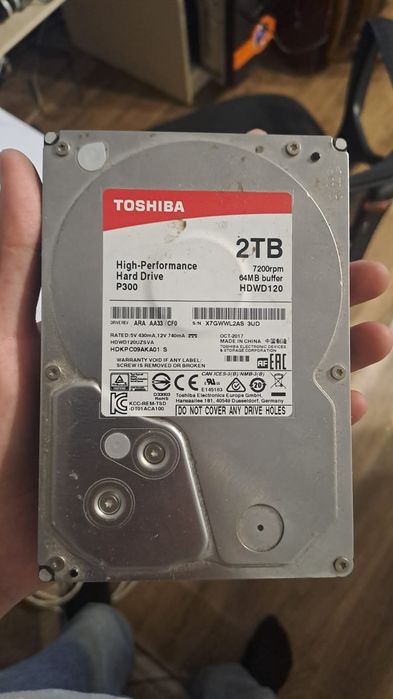 Жесткий диск Toshiba P300 2TB 7200rpm (HDWD120)