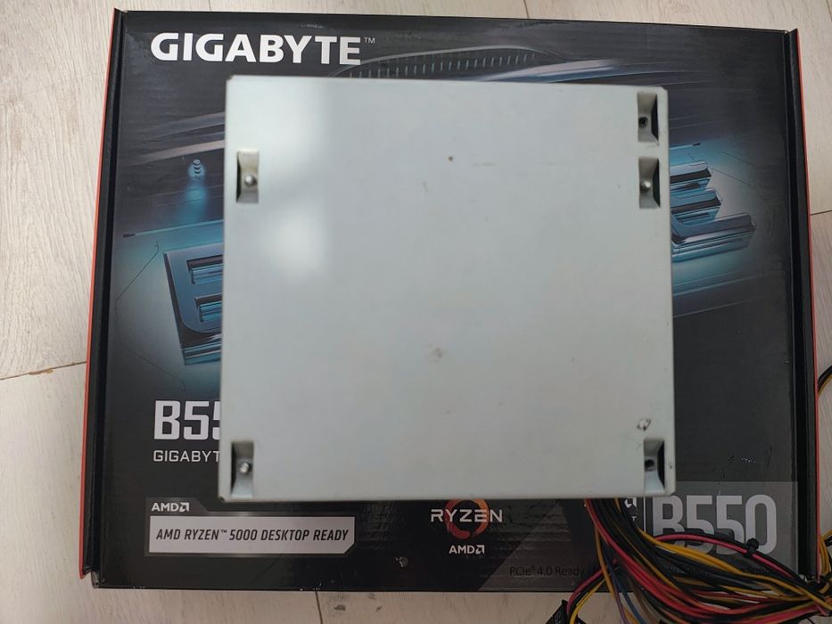 Kit Placă de bază ASUS H81M-K LGA 1150 + i3 4160 + 16GB RAM DDR3 + Sursă 450W