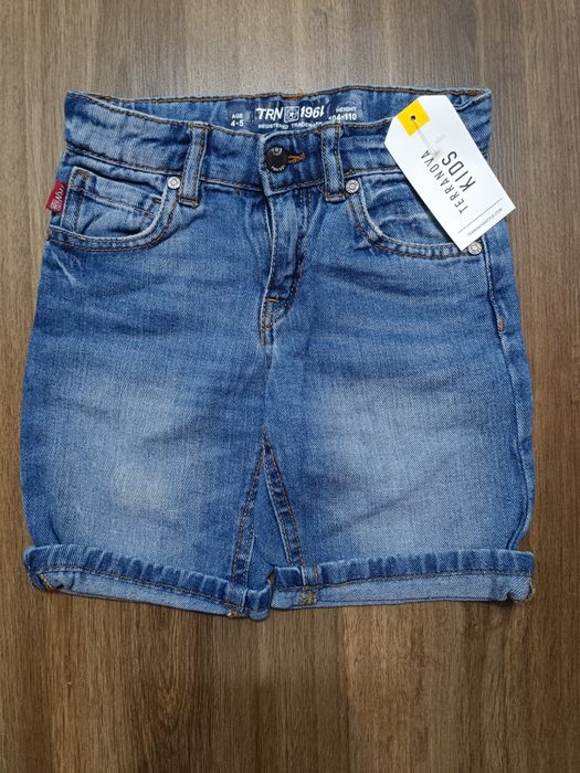 Суичър Name it, къси дънкови панталонки,тениски Next 104/110см.