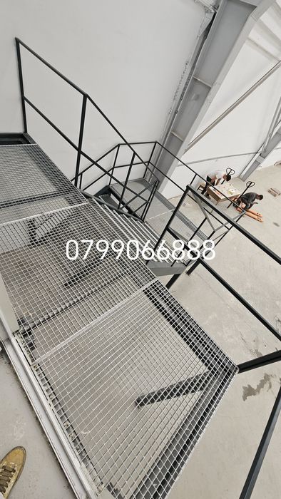 Vând scări zincate