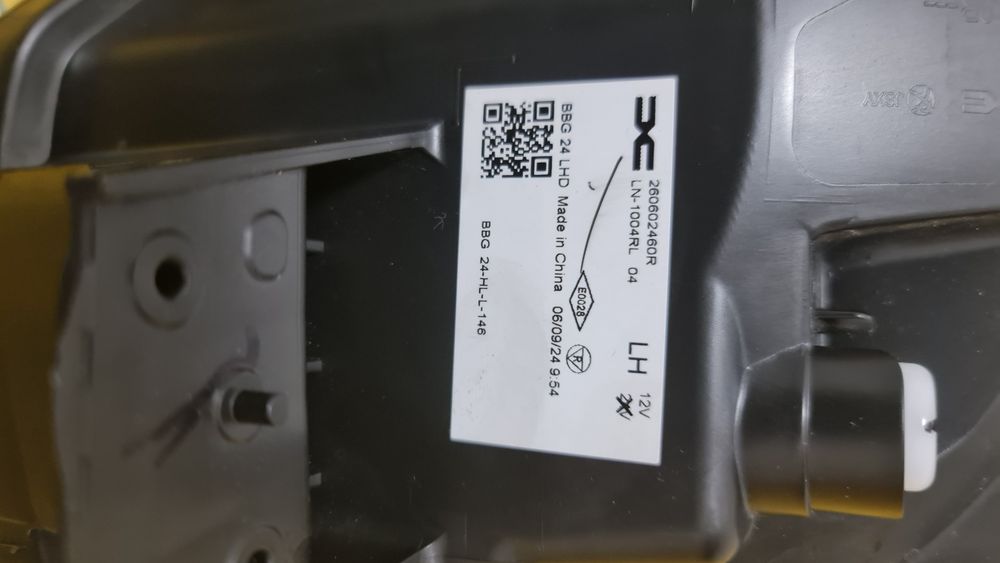 Far proiector led drl stanga Dacia Spring 2 facelift