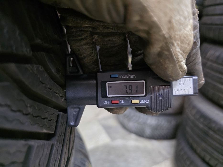 4бр Зимни гуми 215 55 16 - Michelin -