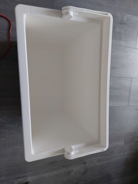 Vând ladă frigorifică Icego