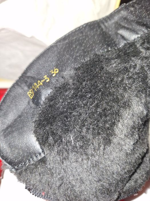 Дамски боти червени