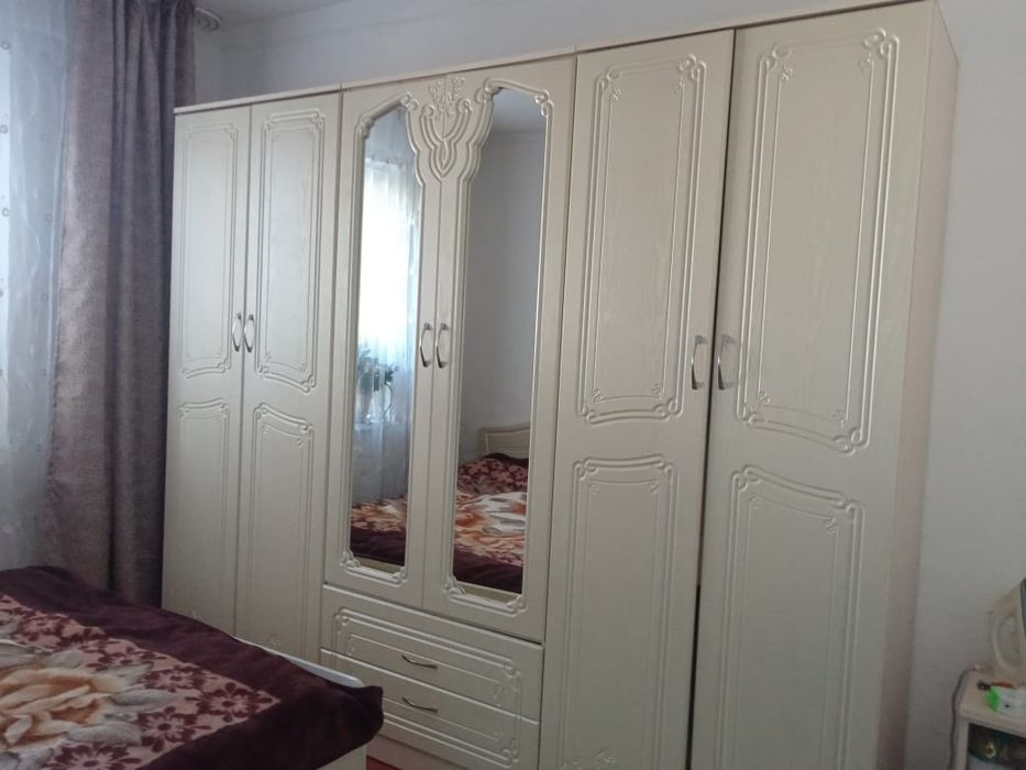 Спальный гарнитур