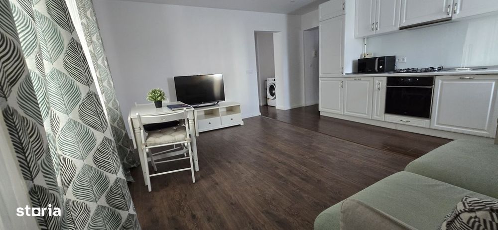 Micro 4 Targoviste , inchiriere apartament 3 camere