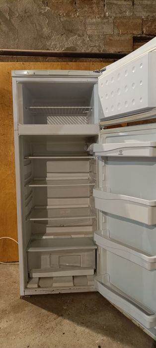 Хладилник Indesit
