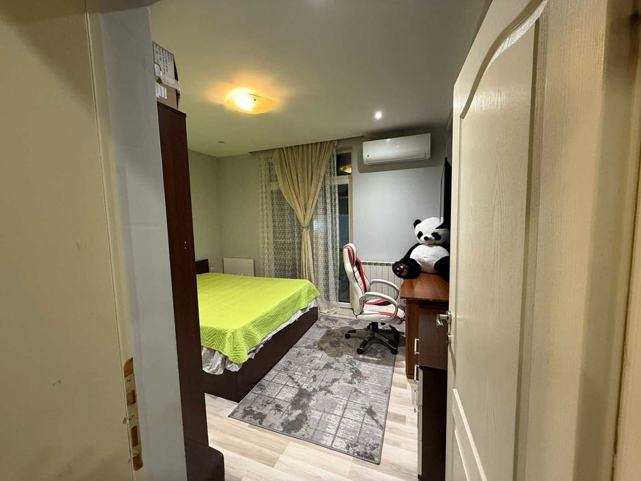 ТОП оферта! Етаж от къща с голям двор в гр. Божурище