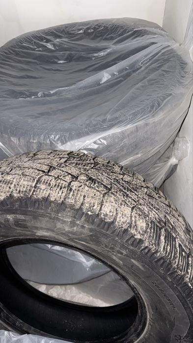 Шины зимние на Прадо