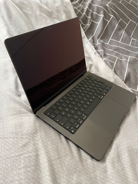 MacBook Pro 14” – M4 Pro, 24GB RAM, 512GB SSD – Ca nou! Rasnov