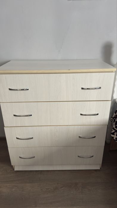 Продам Комод в спальню