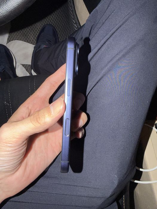 Продам iphone 14 pro 256 в корпусе 17pro все работает