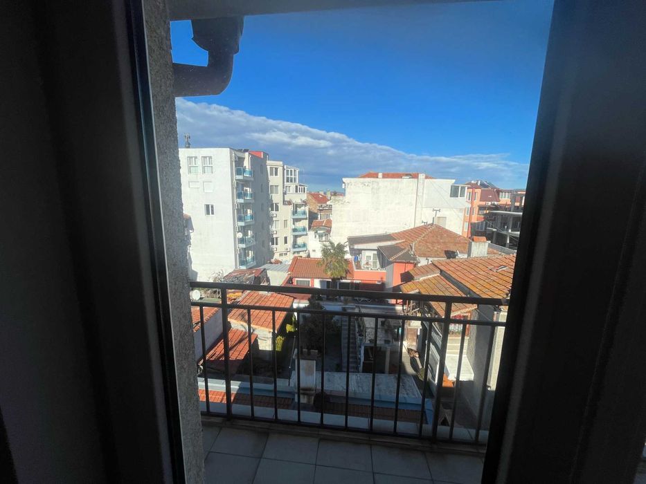 Продава се Къща в Поморие - 650 кв.м за 893 €/кв.м - Снимка #6