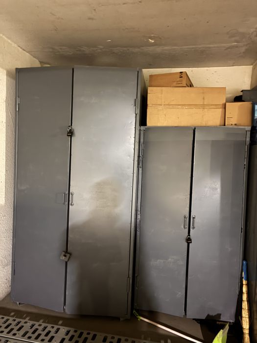 Сейфы и шкафы для документов