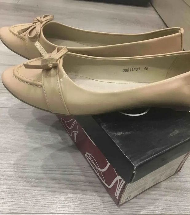 Продам новые балетки