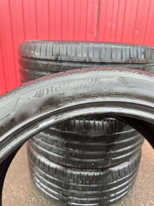 Продам б/у летние шины 275/40/22