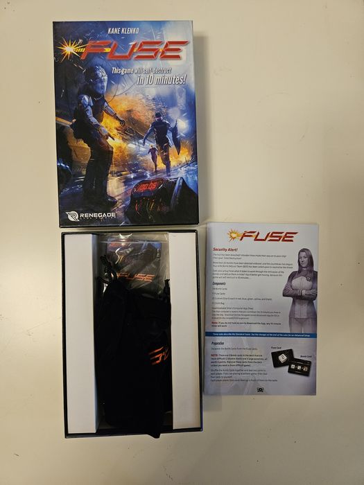 Настолни игри - Five Tribes, Vast, Tiny Towns, Fuse, Escape room