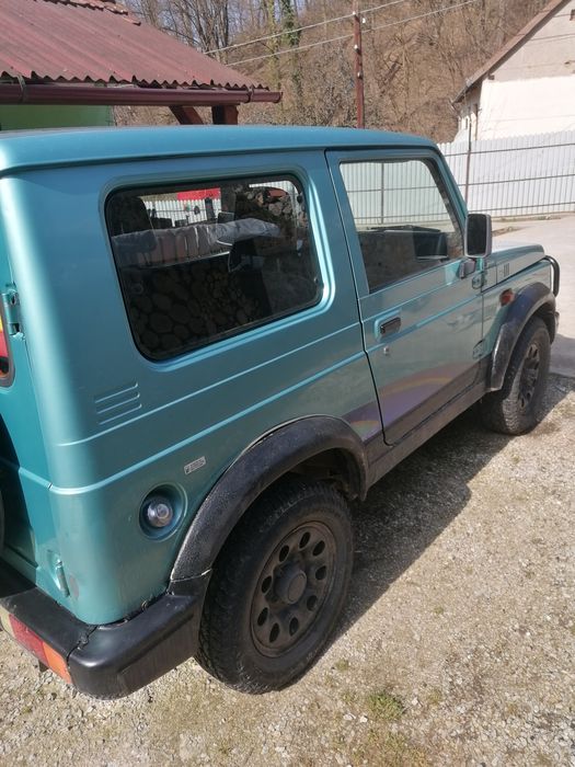 Suzuki samurai sj 80,