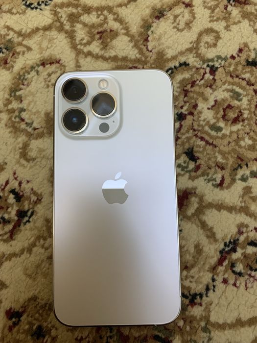Продам Айфон 13 про