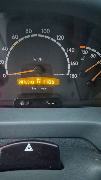Vand Microbuz Sprinter 23 locuri