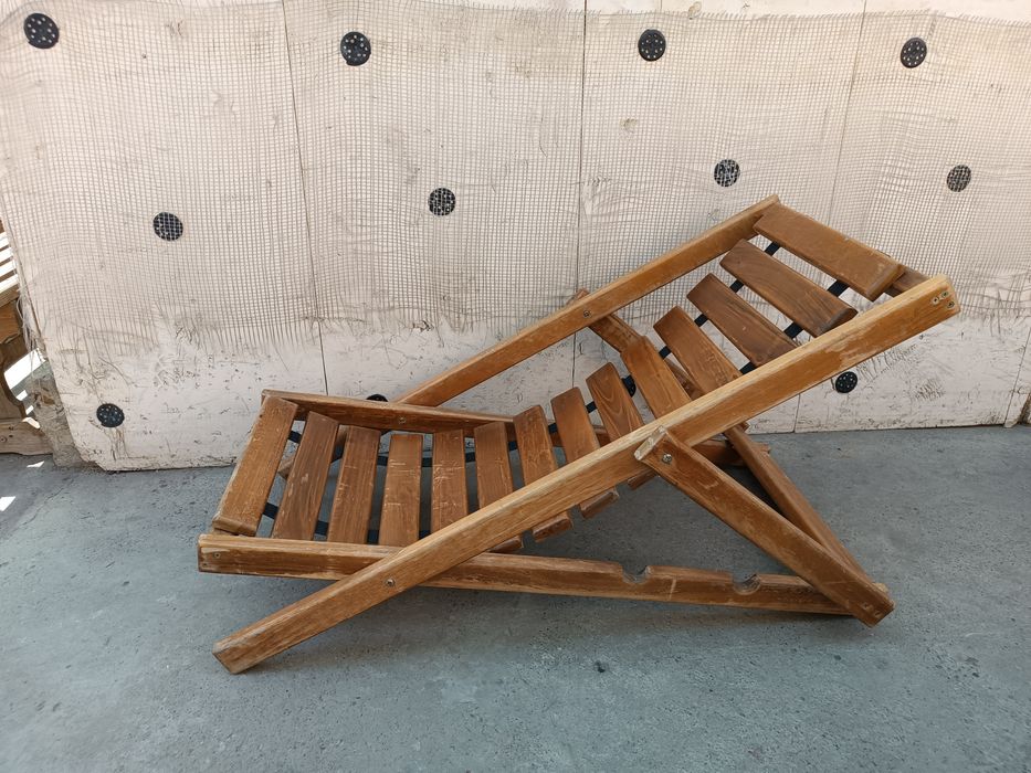 Продам деревянный шезлонг