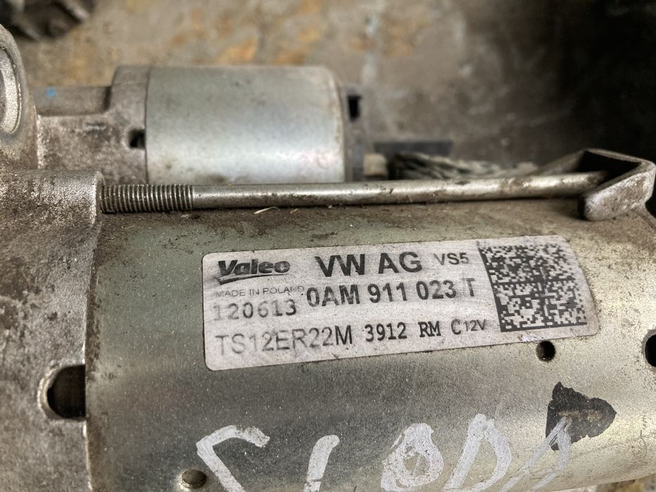 Стартер Ауди Фольксваген Шкода двс 1.8 CDAA