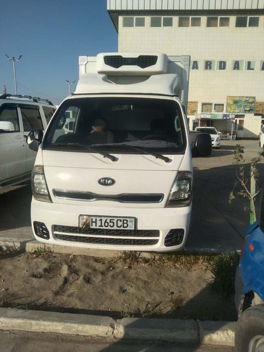 Kia Carnival 2013 — 4