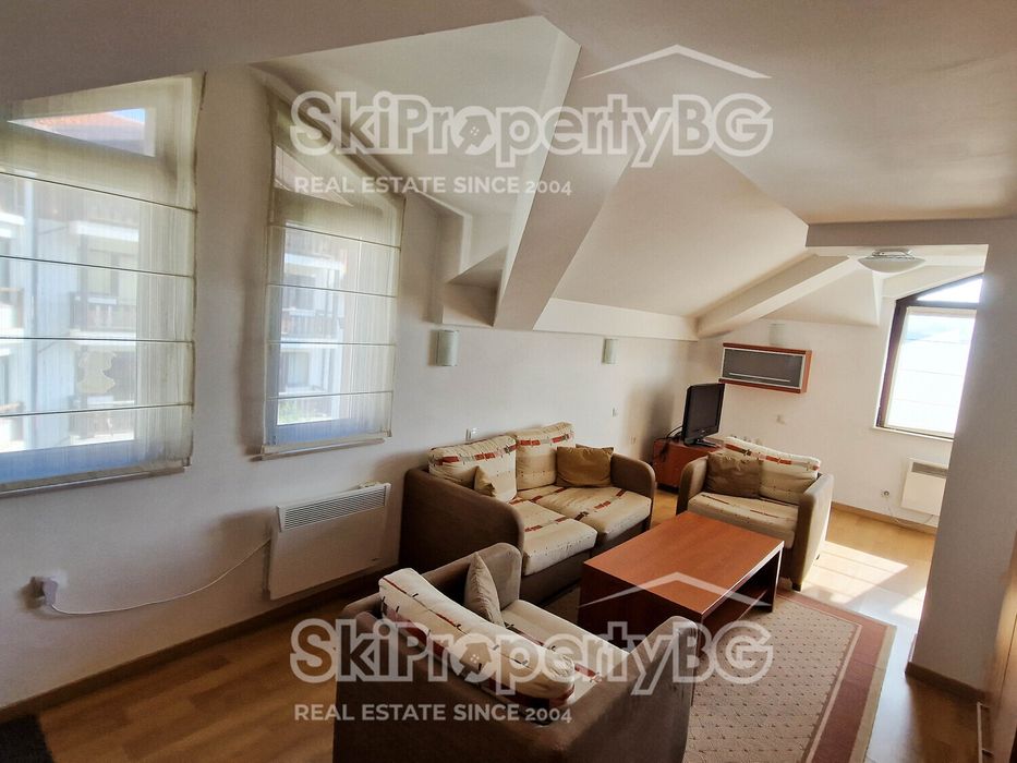 Просторно студио за продажба, на 100 м. от лифта!