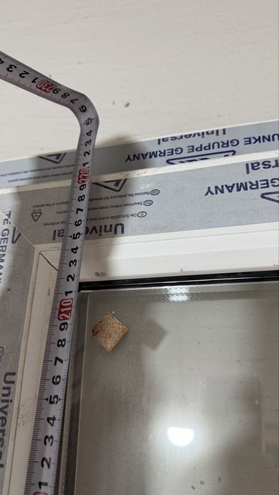 Балконная дверь с окном